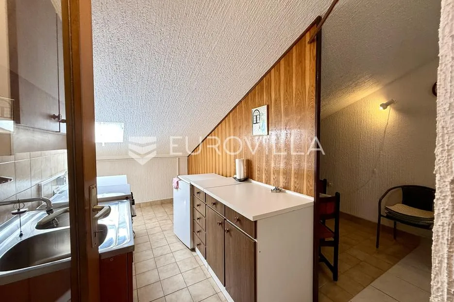 medulin, kuća sa tri apartmana i pogledom na more - slika 22