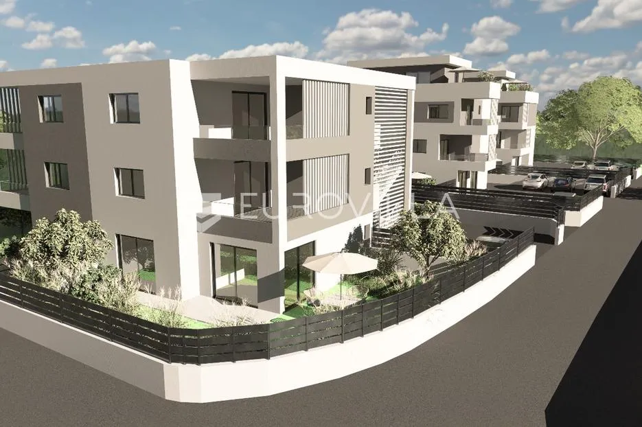 kaštel stari, trosoban stan s pogledom na more na odličnoj lokaciji - slika 14