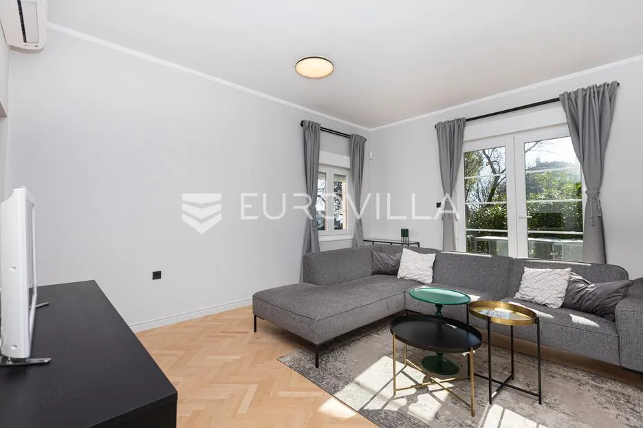 opatija, centar, luksuzan četverosoban stan 110 m² - slika 2