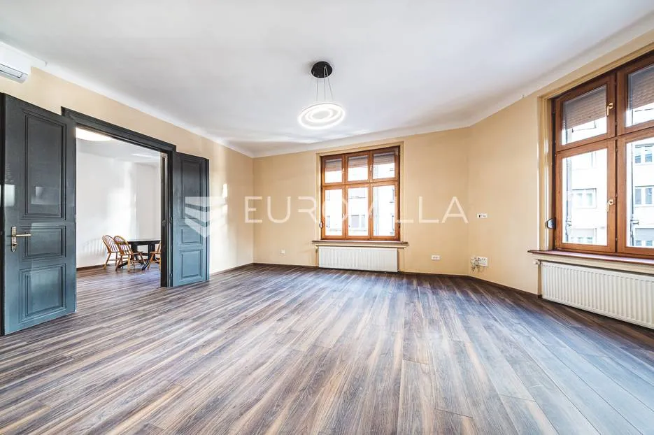 zagreb, donji grad, savska, prekrasan troiposoban stan 115 m2 - slika 2