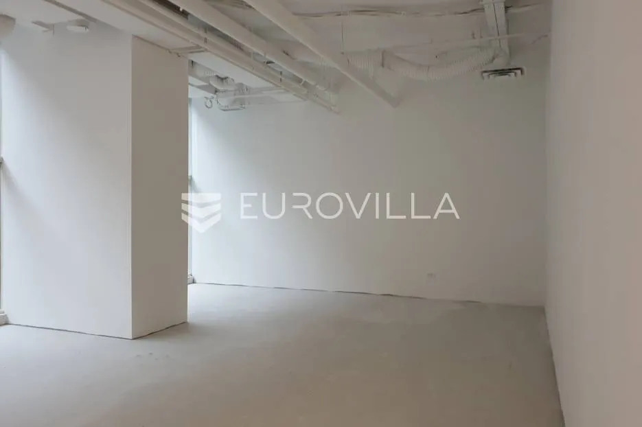 Centar, poslovni prostor za zakup 122 m2 u poslovnoj zgradi - Zagreb