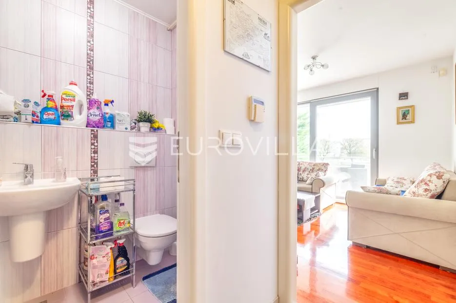 sesvete, kašinska, trosoban stan sa vrtom, prizemlje 66 m² - slika 8