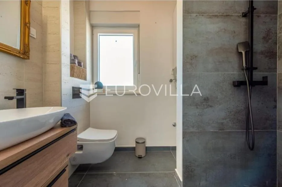 zadar, privlaka luksuzna dizajnerska vila s bazenom neto korisne površine 134,83 m² - slika 7