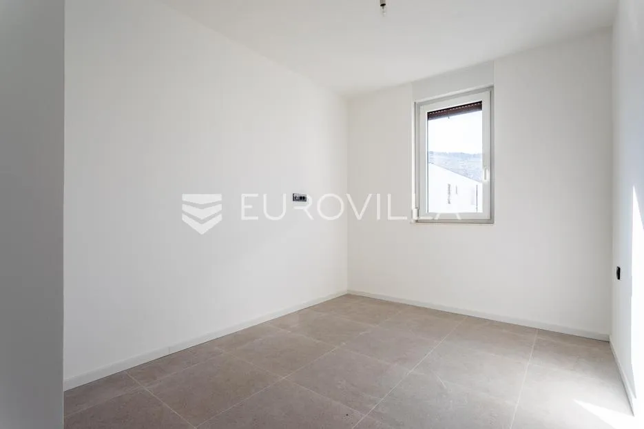 grebaštica, četverosoban apartman u novogradnji - slika 5