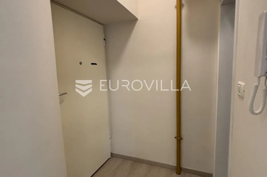 pula, centar, kvalitetan stan na mirnoj lokaciji - slika 10