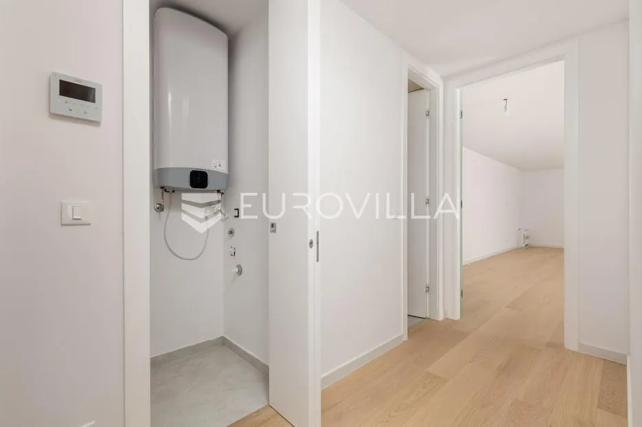 opatija, centar, dvosoban stan u novogradnji nkp 112 m2 - slika 9