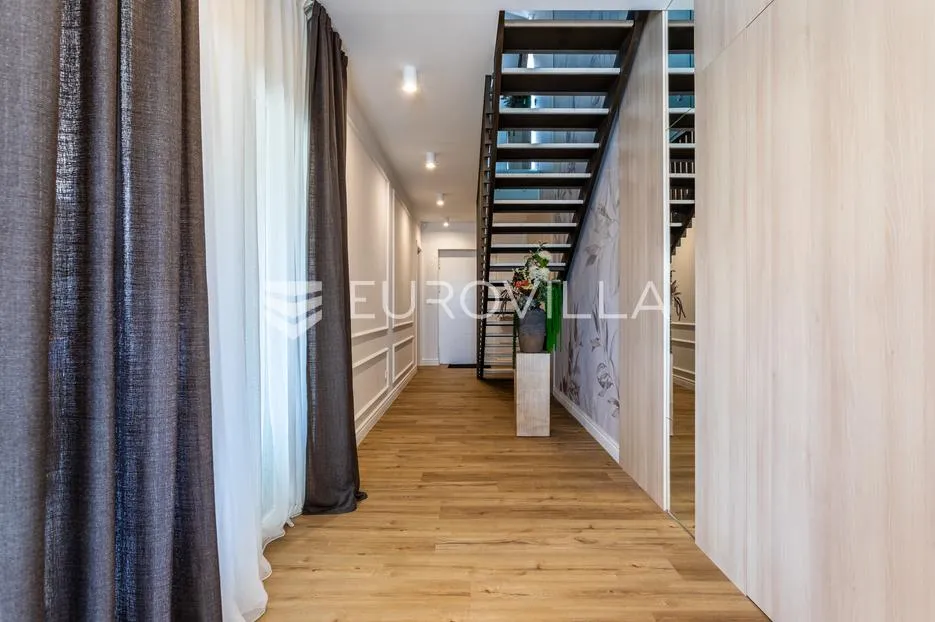 trogir, plano, moderna dizajnerska vila s bazenom - slika 8
