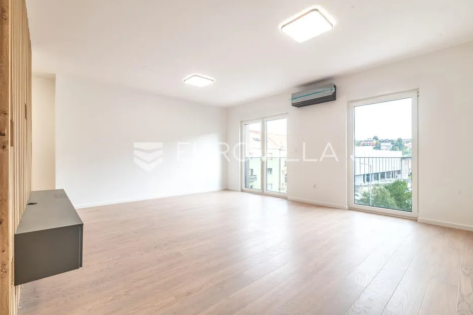 Zagreb, Črnomerec, stan u luksuznoj novogradnji neto korisne površine od 99,5 m² vrt 44,86 m²