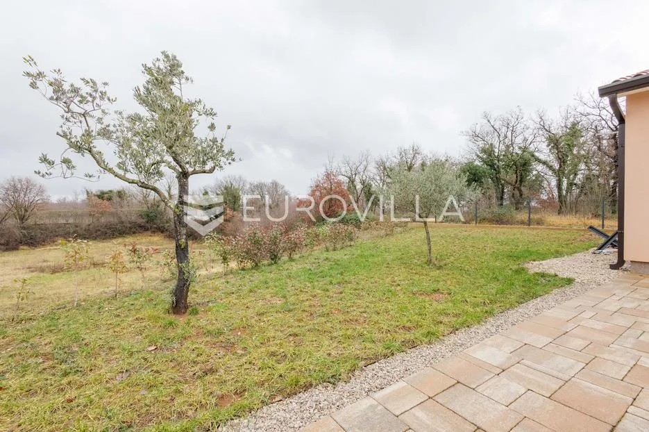 istra, labin, moderna vila i veliko građevinsko zemljište - slika 37