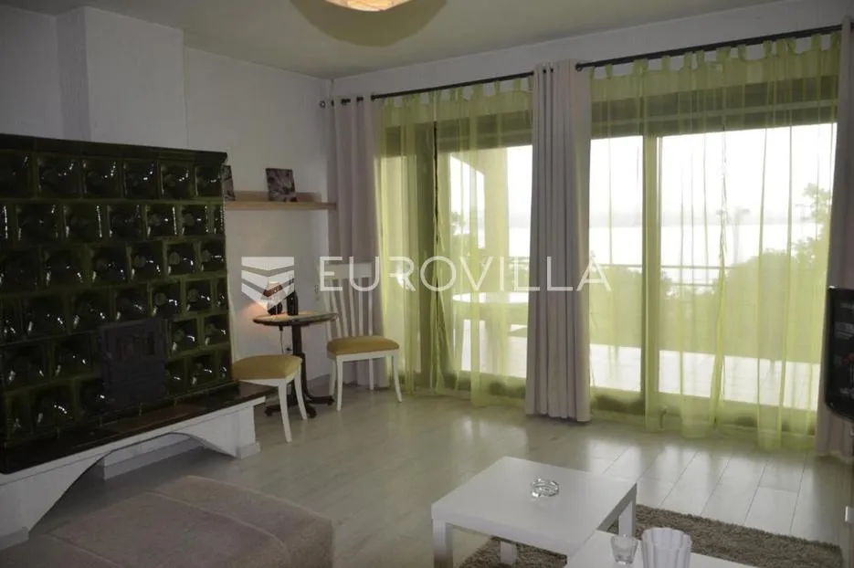 crikvenica, kuća s 8 apartmana i bazenom, 500 m od mora, izvrsna investicija - slika 4