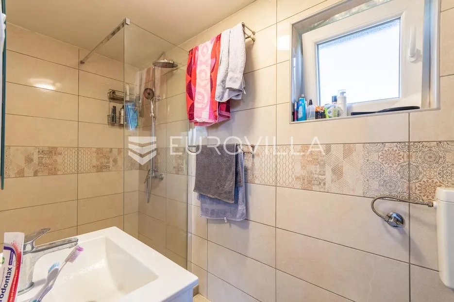 gornji kneginec, varaždin breg, prekrasna kuća površine 80 m² - slika 6