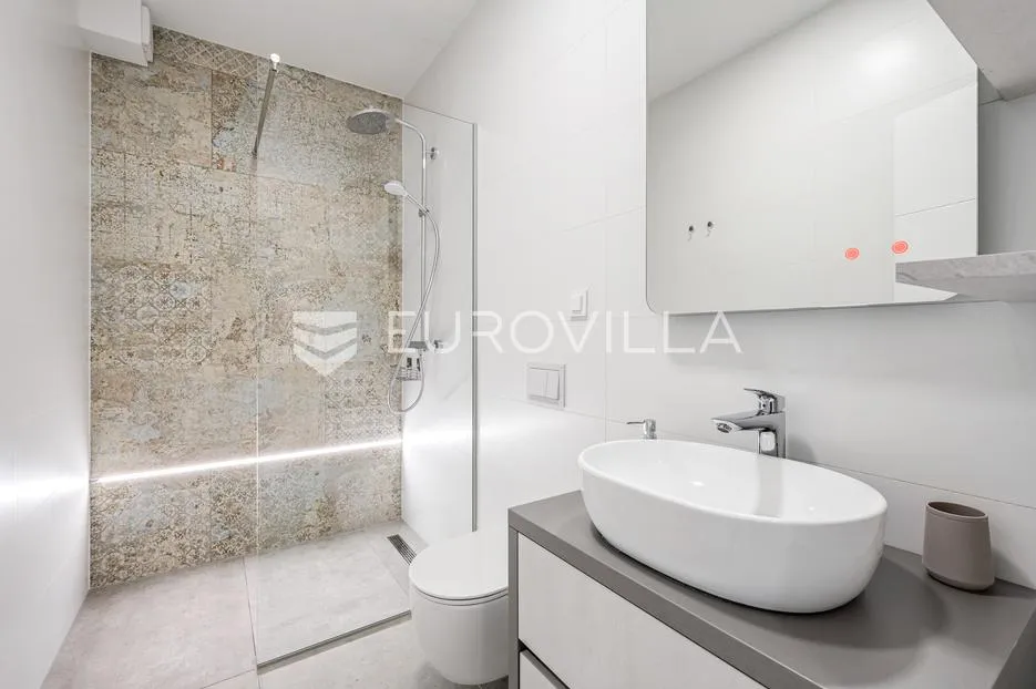šibenik, žaborić, moderna villa s bazenom - slika 26