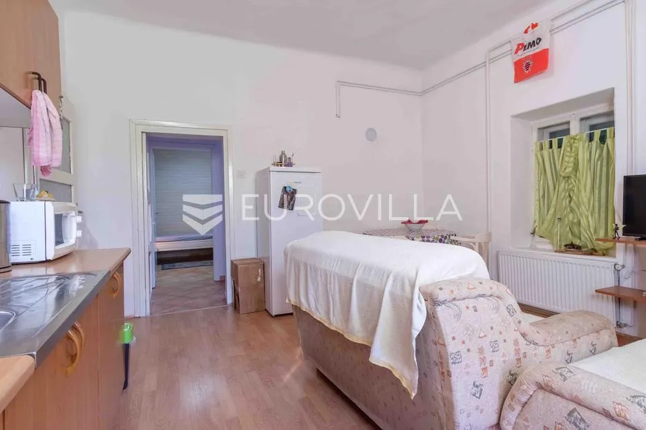 istra, pula, stan 48 m² u šijani s dodatnom vrijednošću, dva poslovna prostora - slika 2