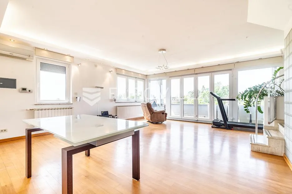 zagreb, srebrnjak, dvoetažni peterosobni stan 198,85 m² - slika 3
