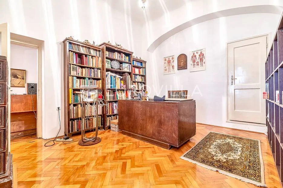 zagreb, ilica, uređen dvosoban stan 130 m2 - slika 3