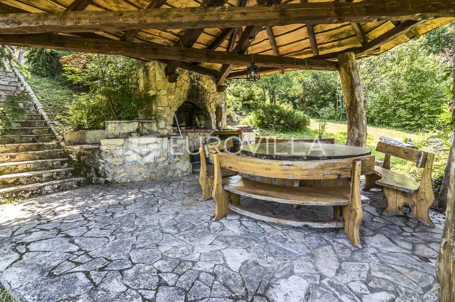 zagreb, šestine, najam luksuzna vila na tri etaže površine 500m2 s perivojem - slika 18