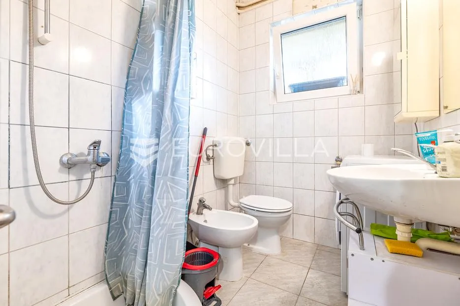 zagreb, dubec, kuća s 5 stambenih jedinica, 280 m² - slika 17