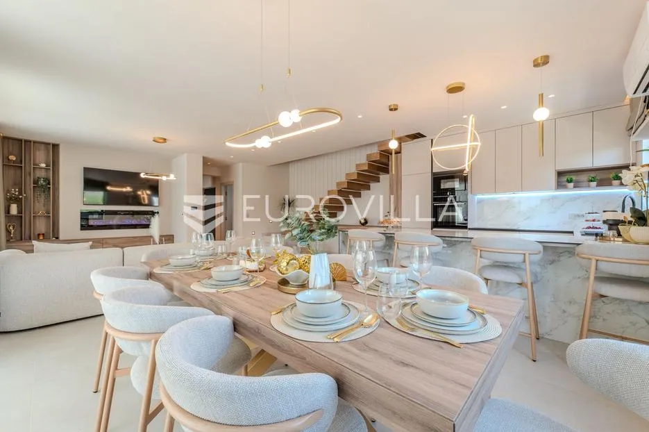 zadar, privlaka, ekskluzivna moderna vila s bazenom i wellness zonom - slika 25