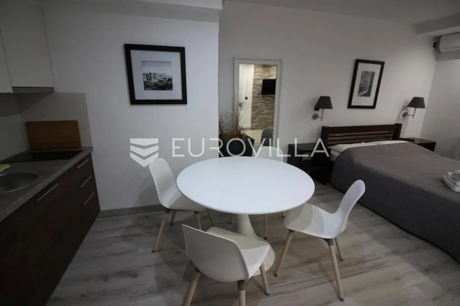 pješčana uvala, vila sa 7 apartmana s pogledom na more, 200 m od plaže - slika 18