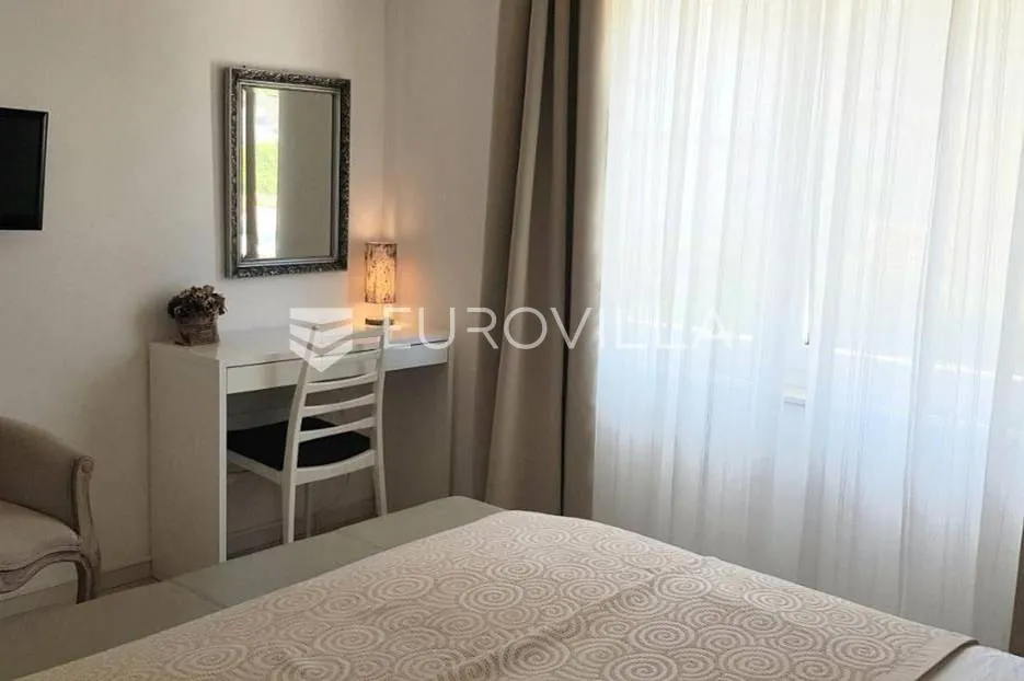 pag, moderan mini hotel s osam soba, apartmanom, restoranom i teretanom - slika 13