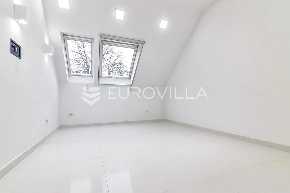 zagreb, jurjevska prekrasna renovirana 2021 obiteljska kuća - slika 31