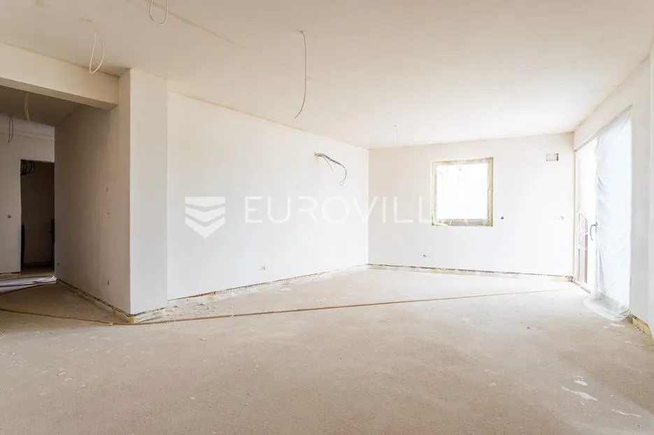 vodice, moderna novogradnja, trosoban stan s pogledom na more, 300 m od mora, 1k3 - slika 5
