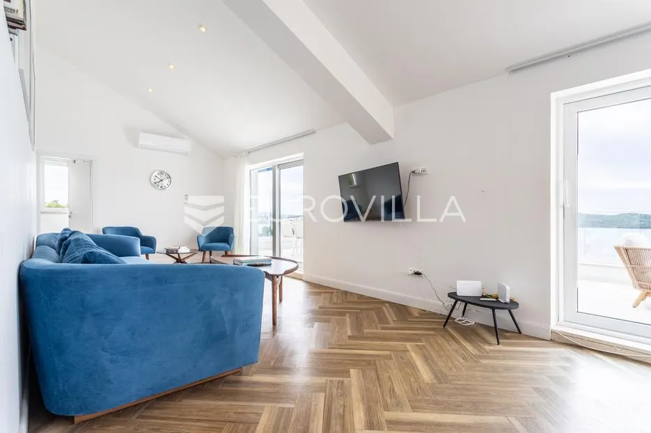 trogir, čiovo, moderan penthouse s panoramskim pogledom na more - slika 4