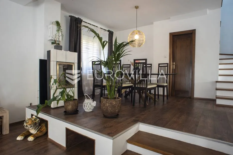 okolica zagreba, martinišće, prekrasna kuća 150 m² na zemljištu 3000 m² - slika 3