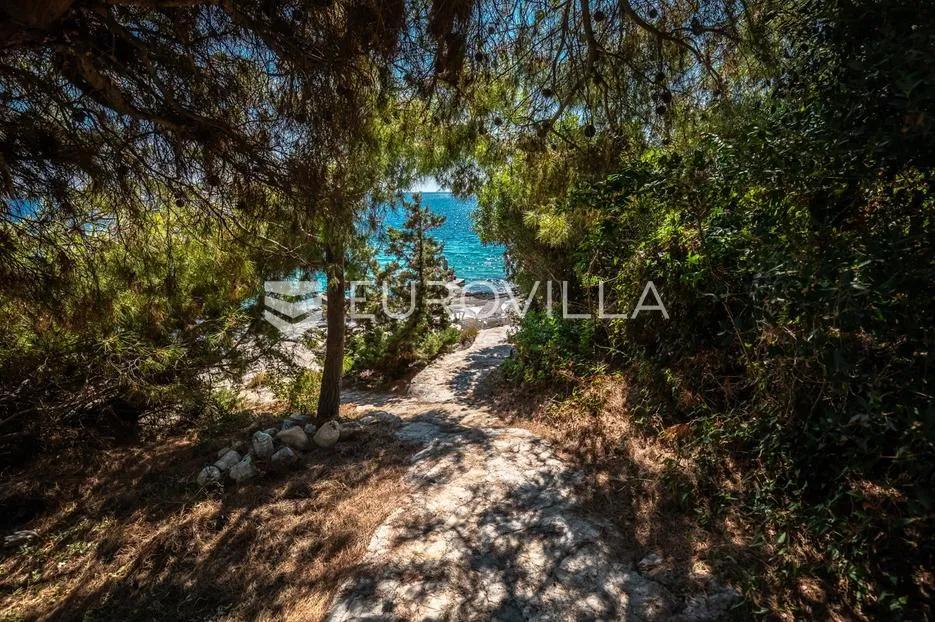 otok korčula, potirna, kuća sa apartmanima, drugi red od mora - slika 19
