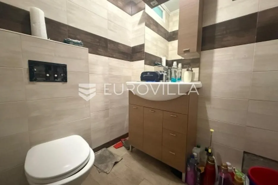 matulji, jurdani, adaptiran dvosobni površine 39 m² - slika 9
