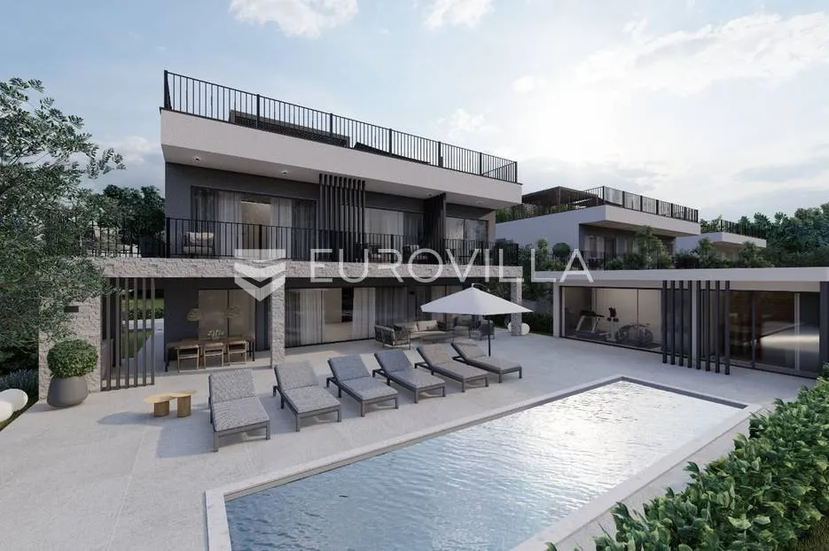 istra, poreč, luksuzna vila na 400m od mora - slika 7
