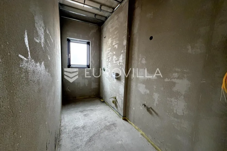 istra, poreč, luksuzan stan u prizemlju s 400 m² vrta i pogledom na more - slika 11