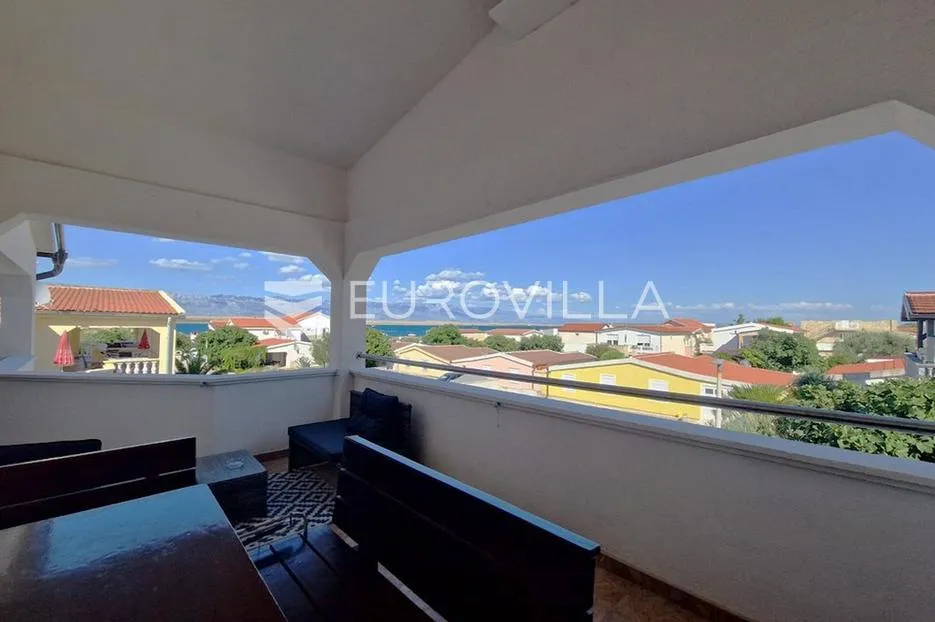 vir, dva apartmana na 1. katu s pogledom na more, 110m od plaže - slika 43