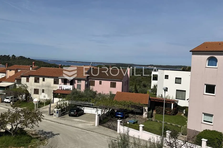 štinjan, prekrasna kuća u nizu s vrtom i pogledom more 300 m² - slika 51