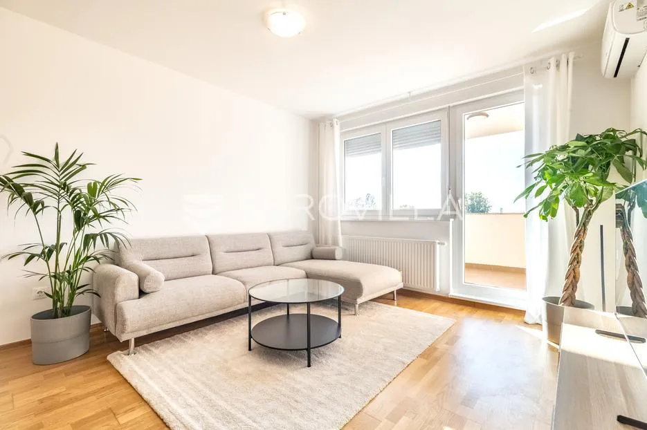 zagreb, lovinčićeva, funkcionalan dvosoban stan 58 m² garažno mjesto - slika 2