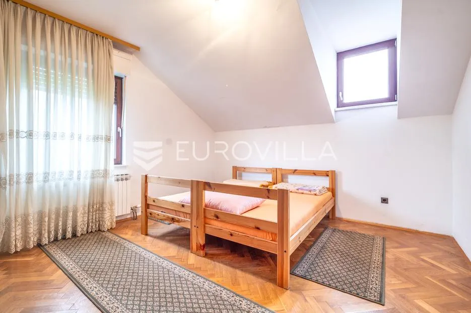 zagreb, granešina, stambeno, poslovna kuća s okućnicom, 377 m² - slika 14