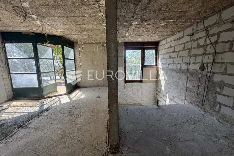 zagreb, sveti duh, roh bau dvoetažni ulični poslovni prostor 96 m2 - slika 4