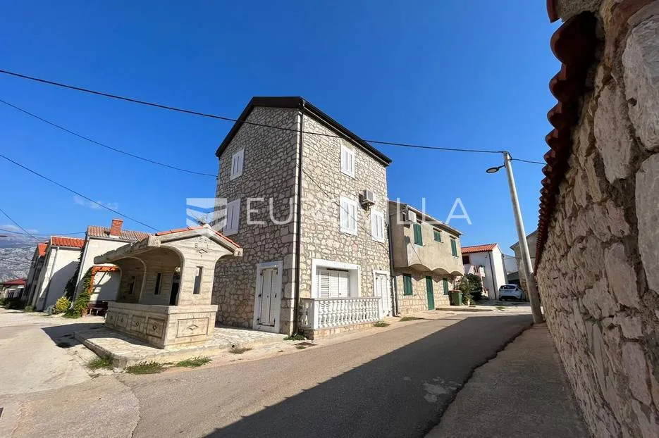 Zadar, Vinjerac, Kamena dalmatinska kuća 111 m², 50m od mora