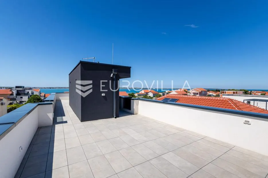 zadar, vrsi, luksuzna vila s bazenom 261 m² - slika 35