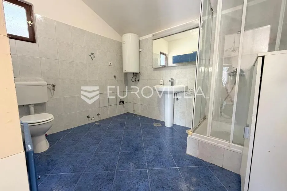 rijeka, kantrida, kuća od 54 m² s pogledom na more i prostranom okućnicom od 813 m² - slika 7