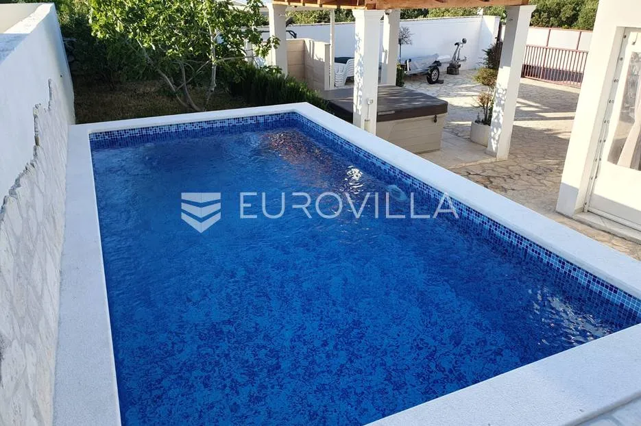 ražanj, mediteranska kuća s uređenom okućnicom, 150m od mora - slika 54
