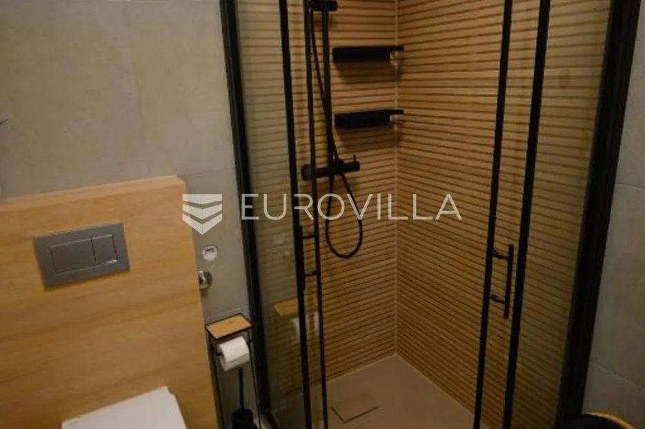 lovran, dvosoban stan sa prekrasnom terasom i pogledom na more, 60 m² - slika 9