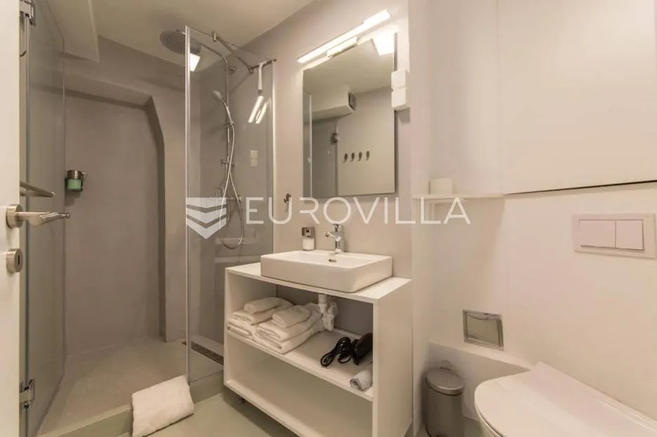 istra, rovinj, predivan stan neto korisne površine od 49,02 m² u starom gradu na 150 metara od mora - slika 7