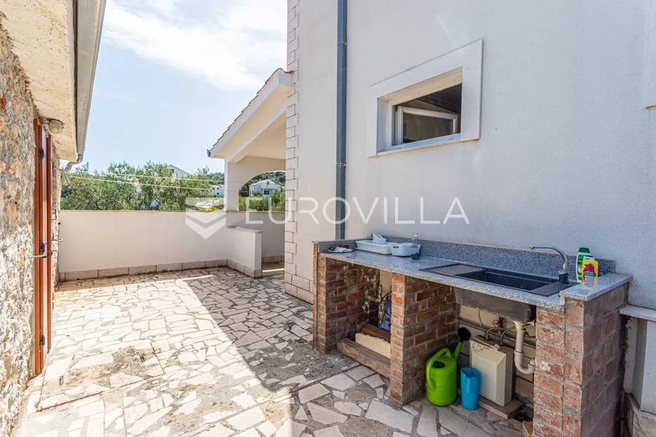 ražanj, mediteranska kuća s uređenom okućnicom, 150m od mora - slika 31