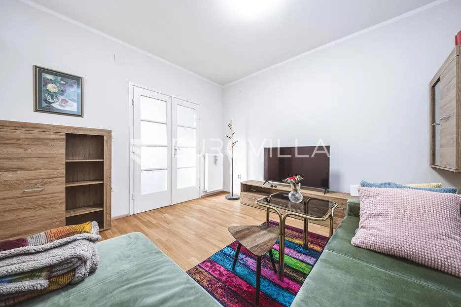 Zagreb, Donji grad, prekrasan trosoban stan 60 m²