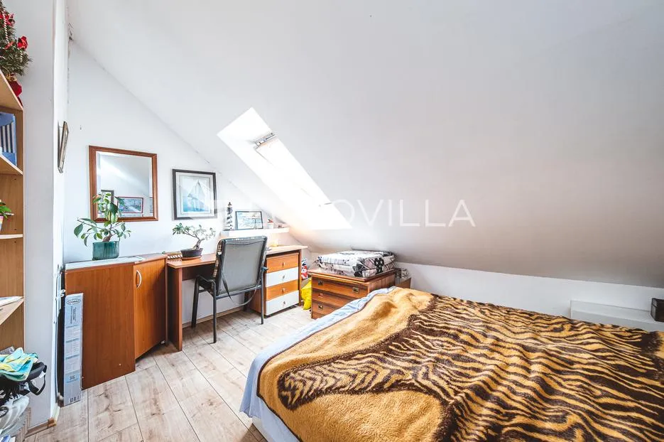 zagreb, pantovčak, prostrana obiteljska kuća 400 m² na parceli 735 m², prekrasan pogled - slika 37