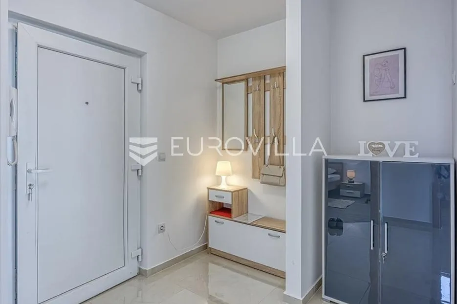 istra, murine, novo adaptiran stan s dvije spavaće sobe te neto korisnom površinom od 61,2 m² - slika 14
