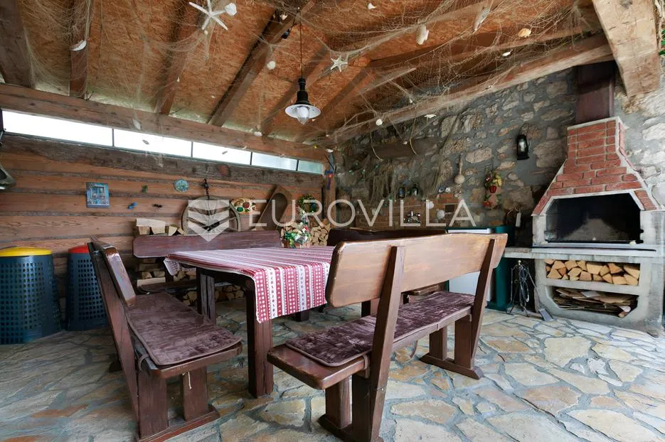 vinodolska općina, bribir, šarmantna vila s pomoćnim objektom i bazenom - slika 40