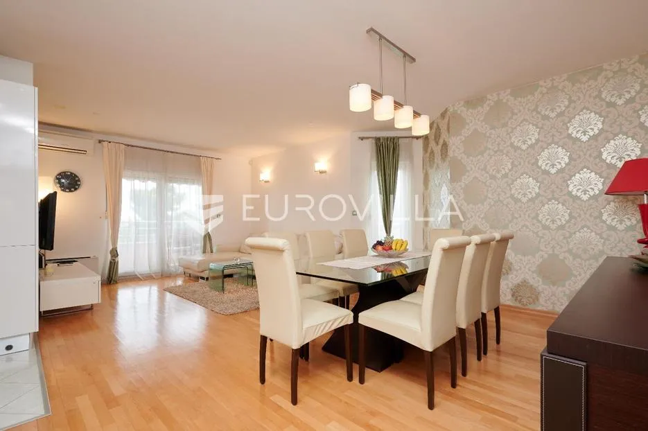 trogir, saldun, dvosoban stan površine 90 m2 s pogledom na more - slika 4