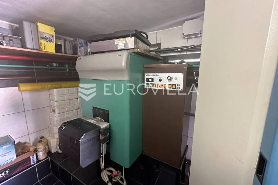 štinjan, prekrasna kuća u nizu s vrtom i pogledom more 300 m² - slika 25
